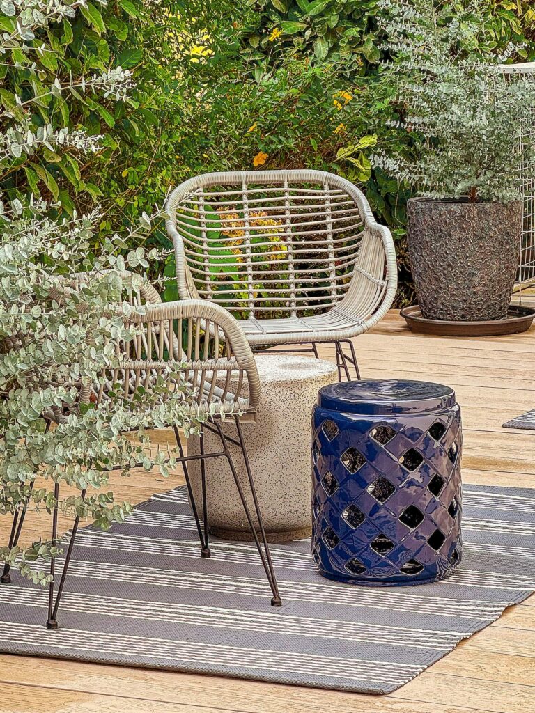 Terrasse Kobaltblau Detail